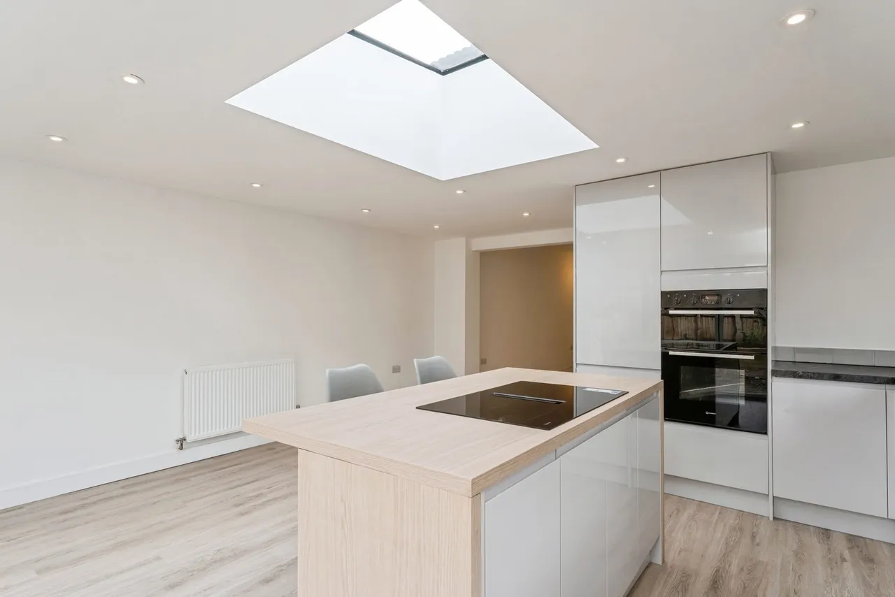 Bridgewater Drive, Vicars Cross, CH3, photo 12