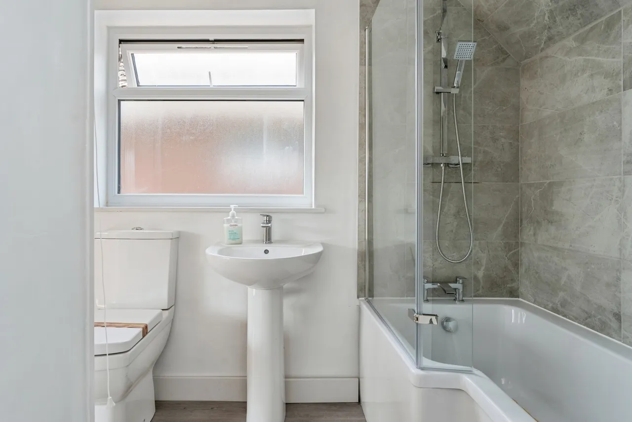 Bridgewater Drive, Vicars Cross, CH3, photo 21