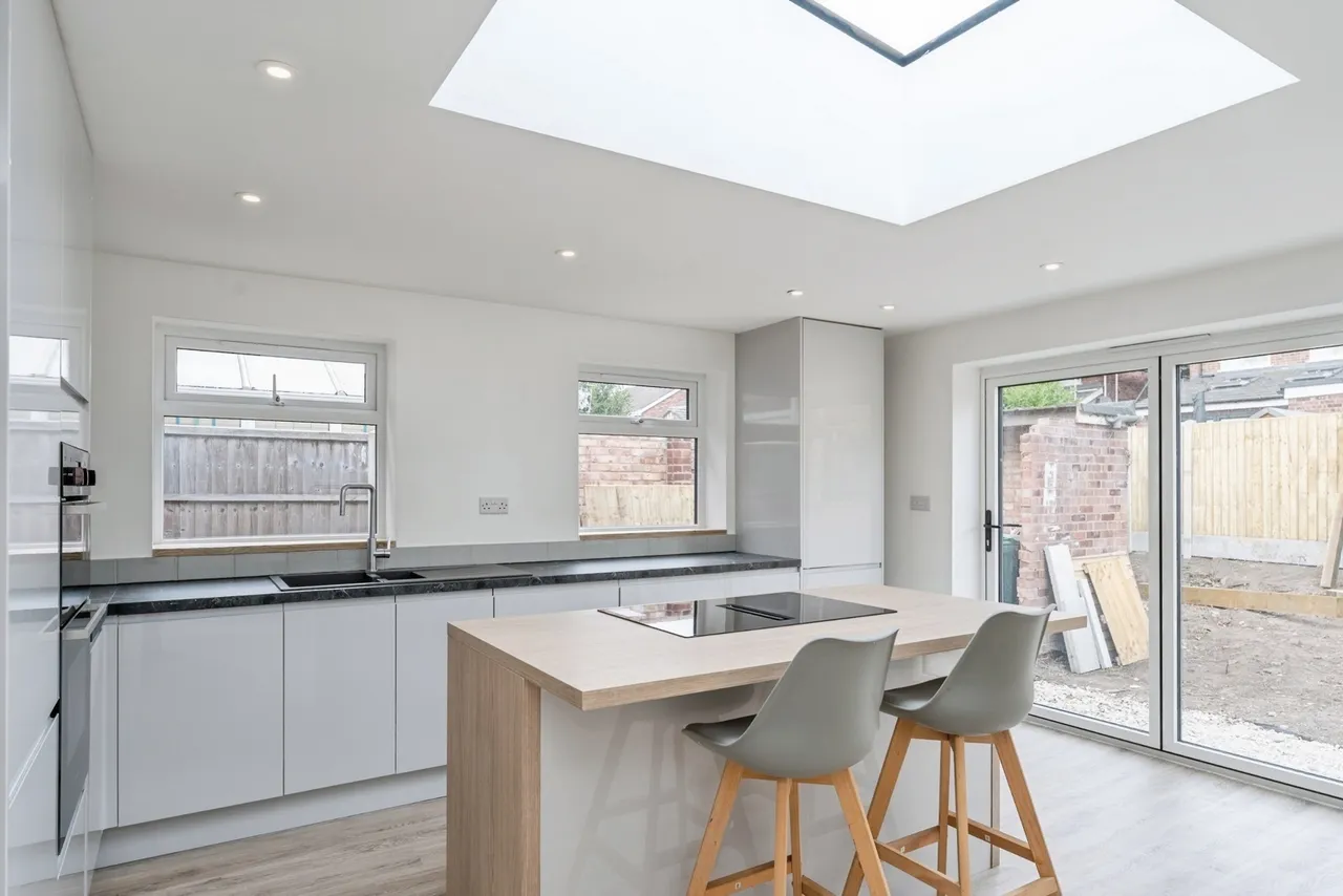 Bridgewater Drive, Vicars Cross, CH3, photo 13