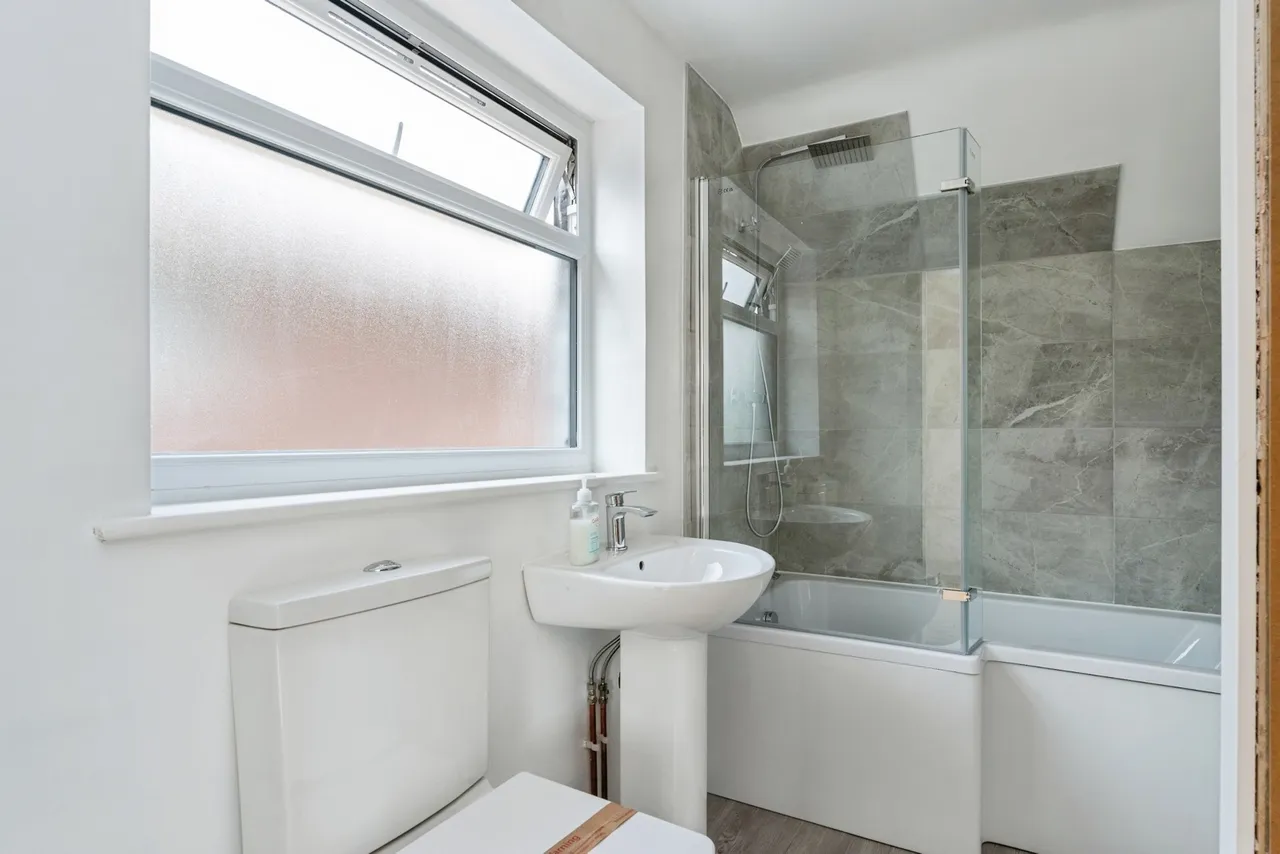 Bridgewater Drive, Vicars Cross, CH3, photo 22