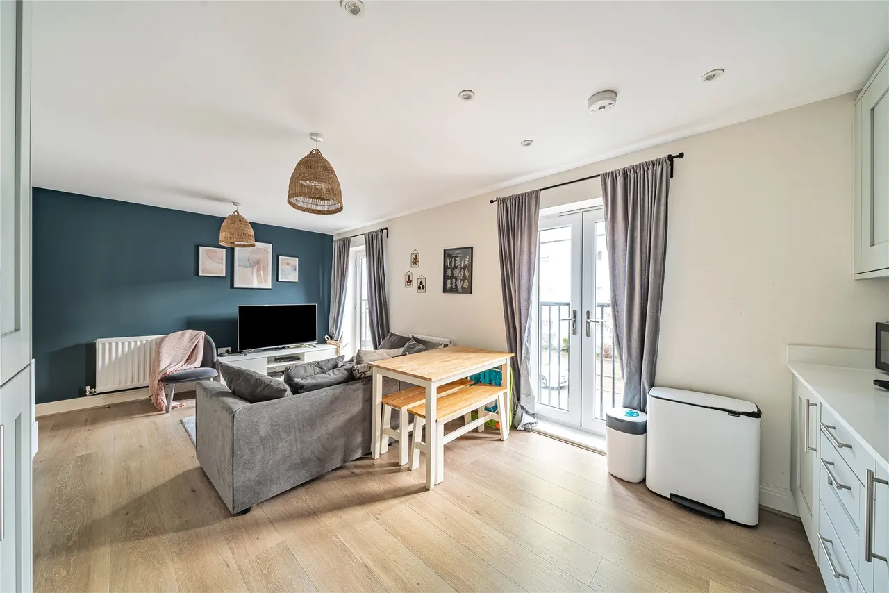 Bridge Street, Walton-on-Thames, KT12, photo 14