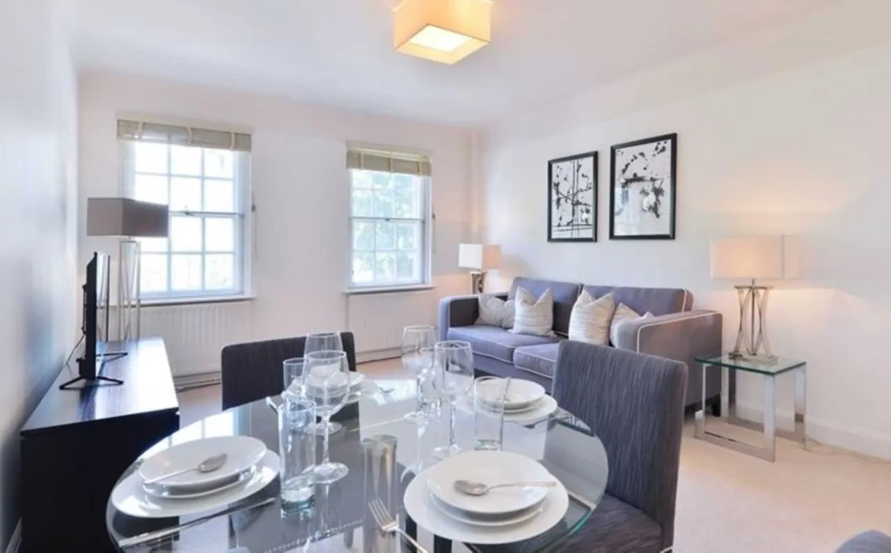 2 bed flat to rent, London, SW3