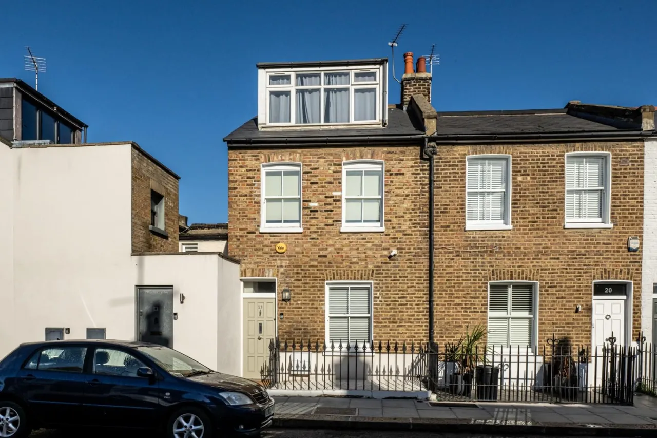 3 bed house for sale, Snarsgate Street, North Kensington, W10