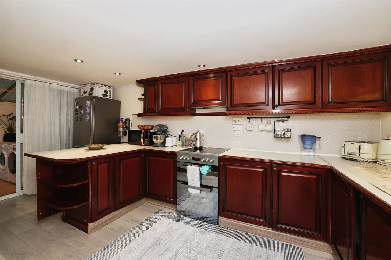 Ribble Court, Andover, photo 2