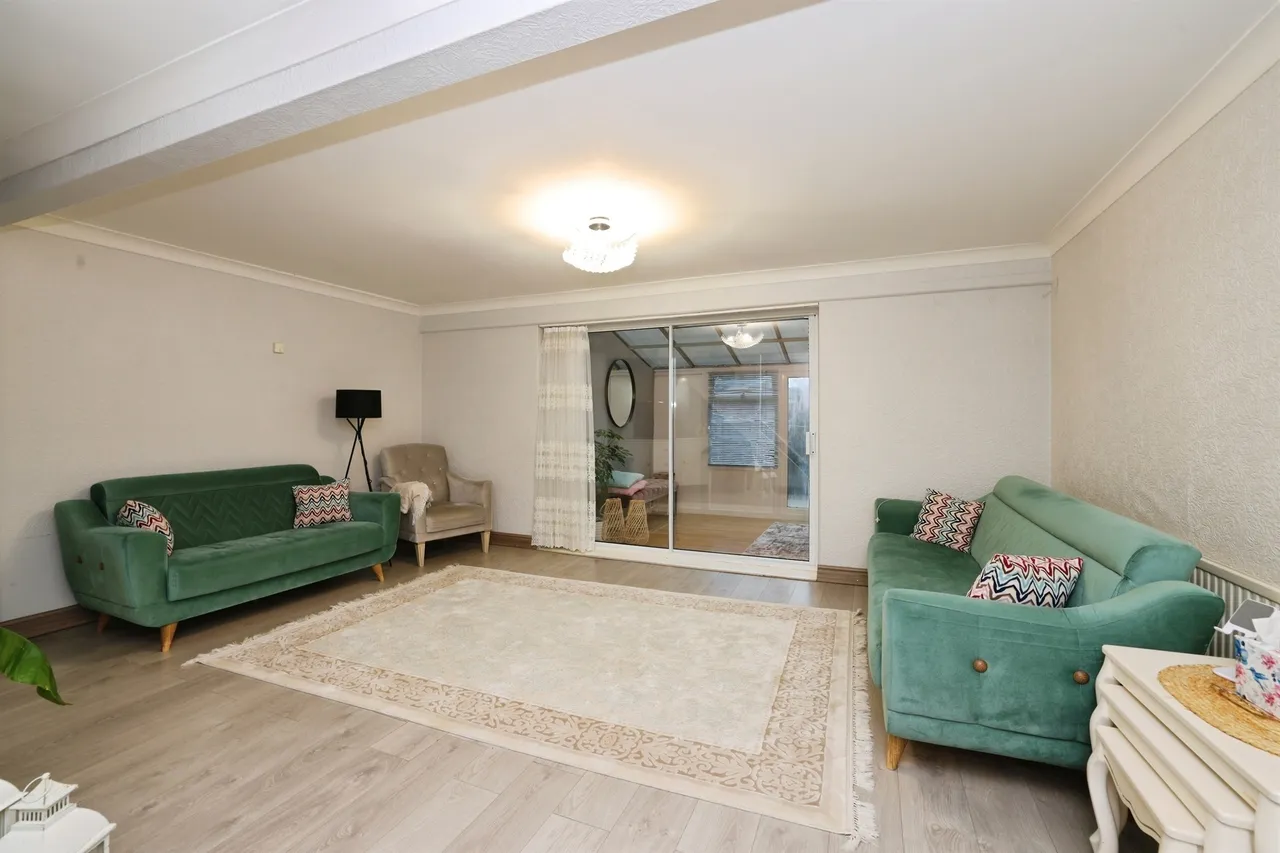 Ribble Court, Andover, photo 6