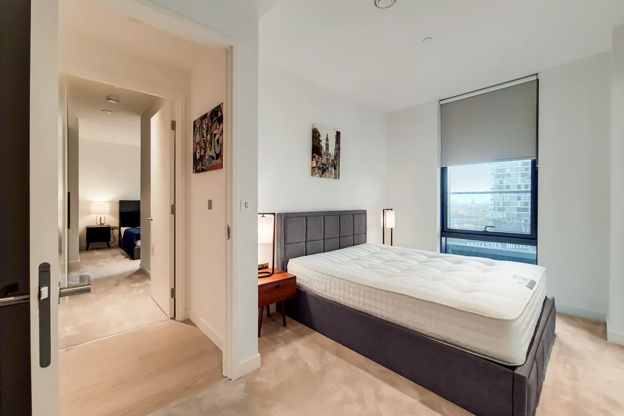 Flat 1602, Bagshaw Building, London, photo 9