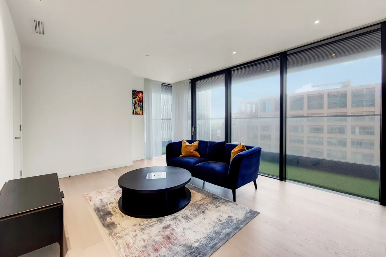 Flat 1602, Bagshaw Building, London, photo 3