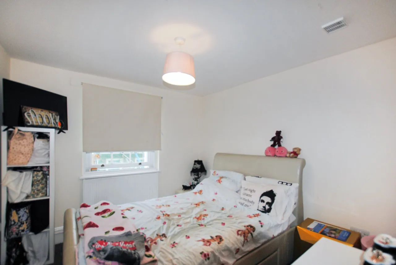 Harmer Street, Gravesend, Kent, DA12 2AX, photo 3