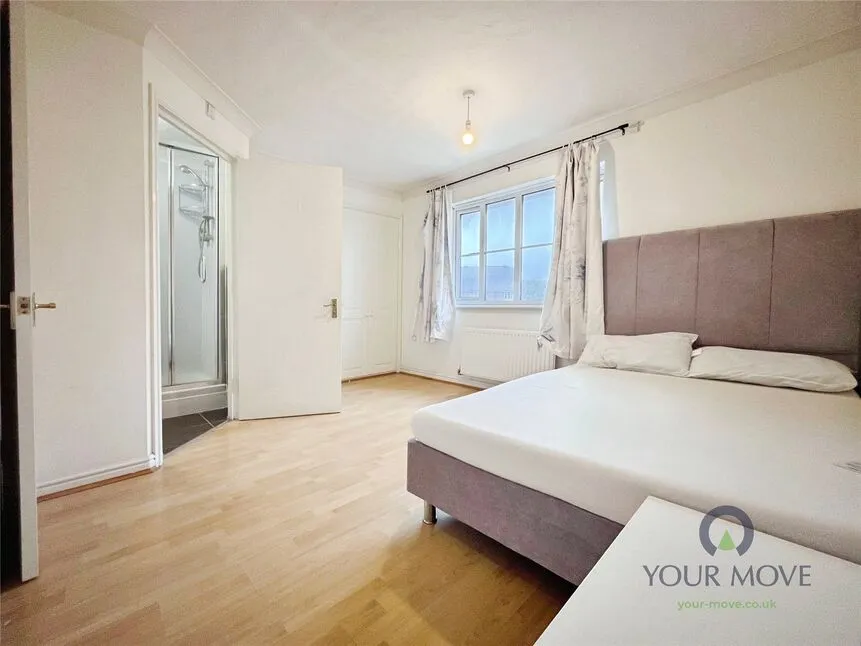1 bed property to rent, Fairway Drive, London, SE28