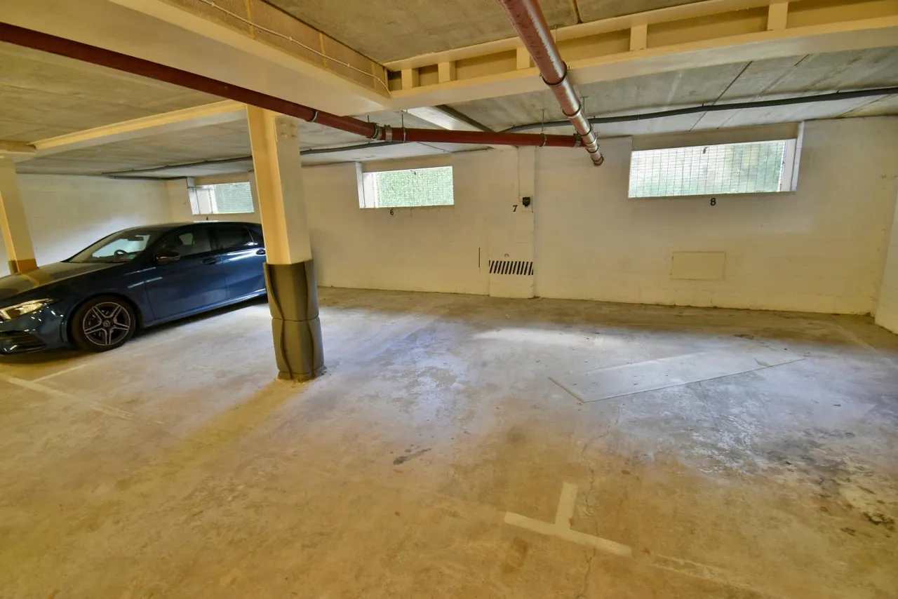 Lea Court, BH22, photo 16
