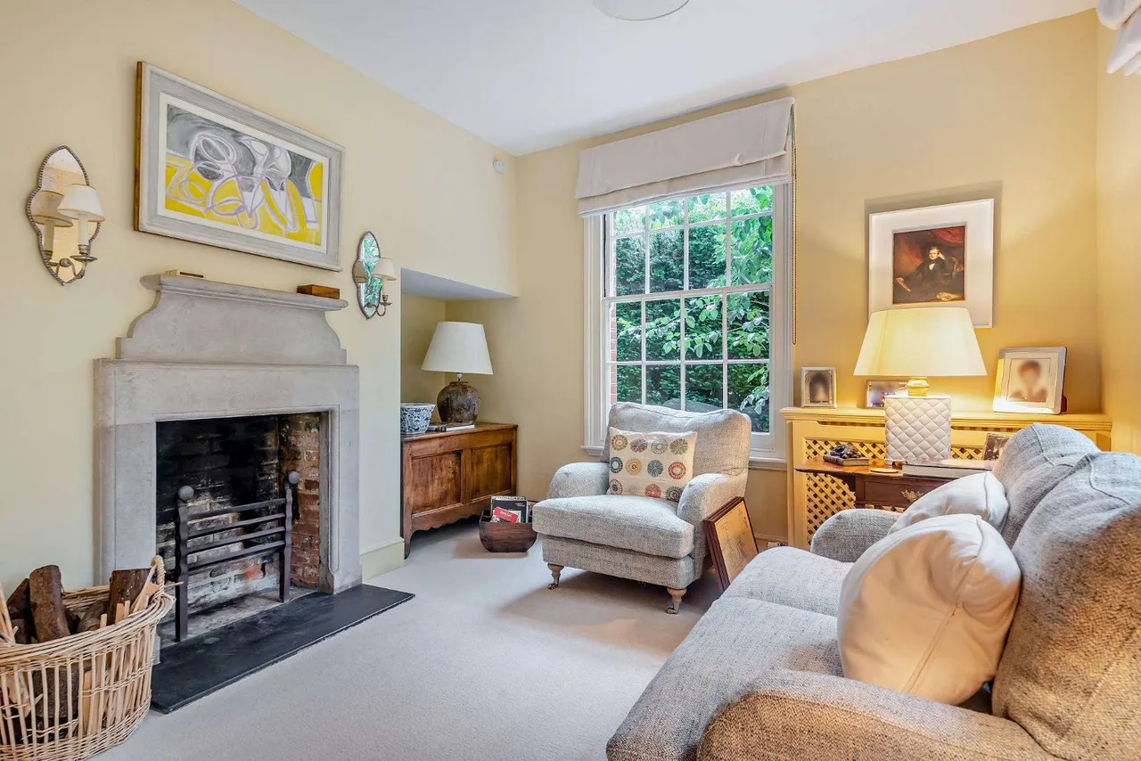 Bishopsgate Road, Englefield Green, Egham, Surrey, TW20 0XY, photo 6