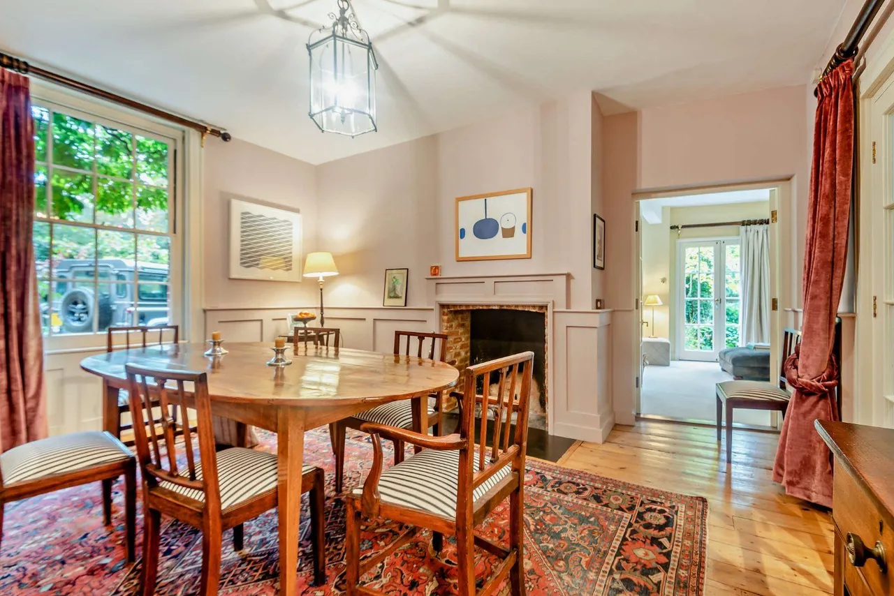 Bishopsgate Road, Englefield Green, Egham, Surrey, TW20 0XY, photo 7