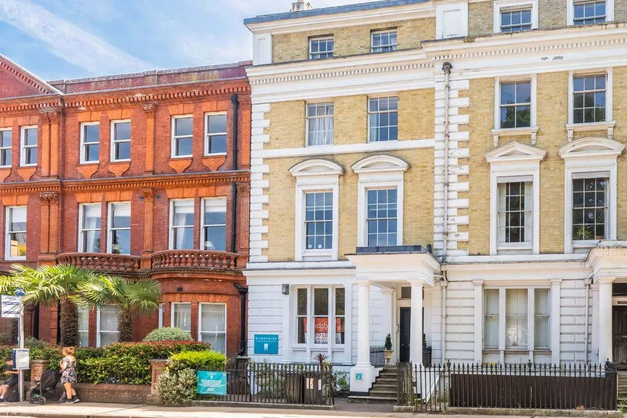 2 bed flat to rent, Southgate Street, Winchester, SO23