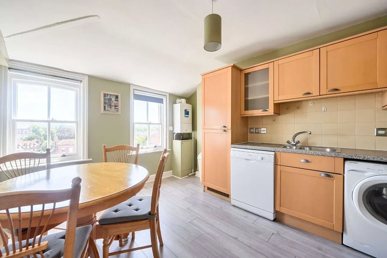 Southgate Street, Winchester, SO23, photo 3