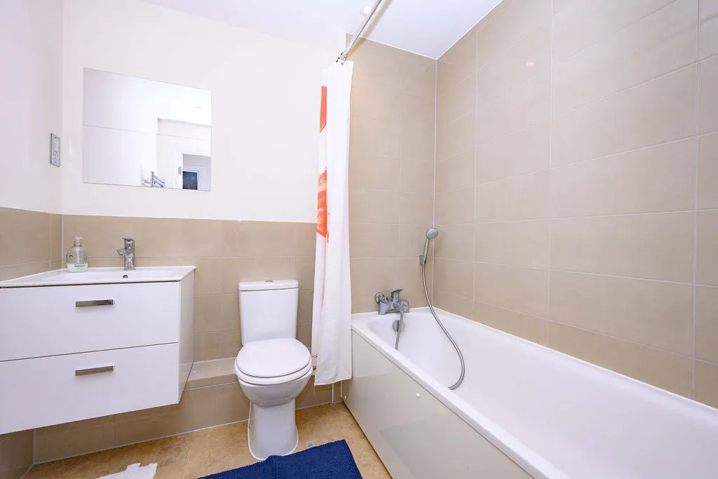 Bessemer Road, Welwyn Garden City, AL7, photo 4