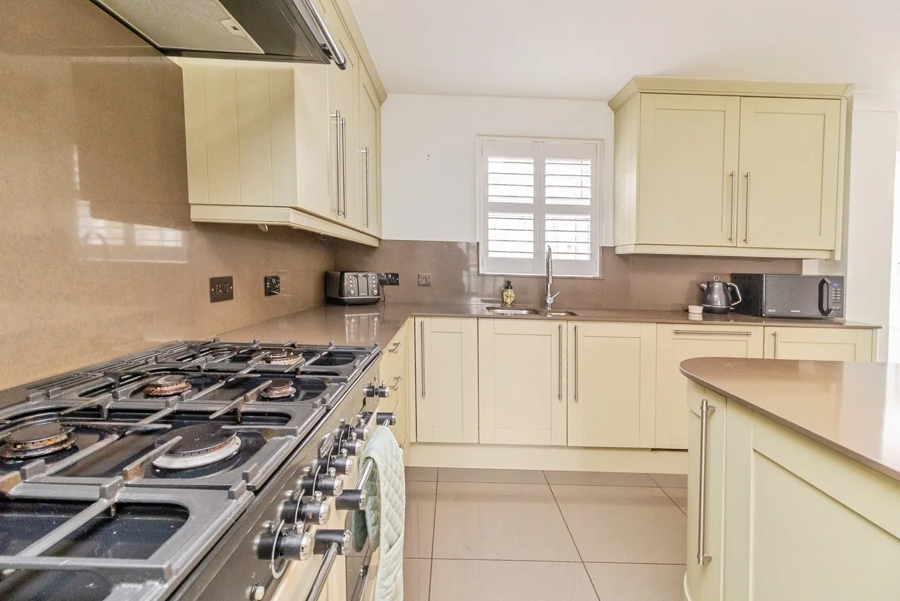 Whittington Chase, Kingsmead, Milton Keynes, Buckinghamshire, MK4, photo 6