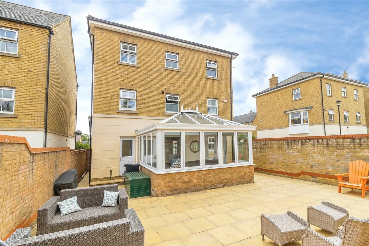 Whittington Chase, Kingsmead, Milton Keynes, Buckinghamshire, MK4, photo 22