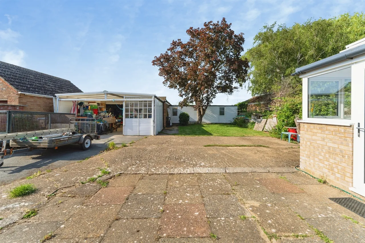 Knights End Road, March, PE15, photo 22