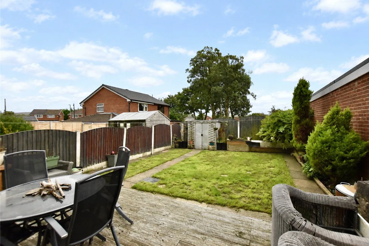 Thimble Close, Wardle, OL12, photo 10