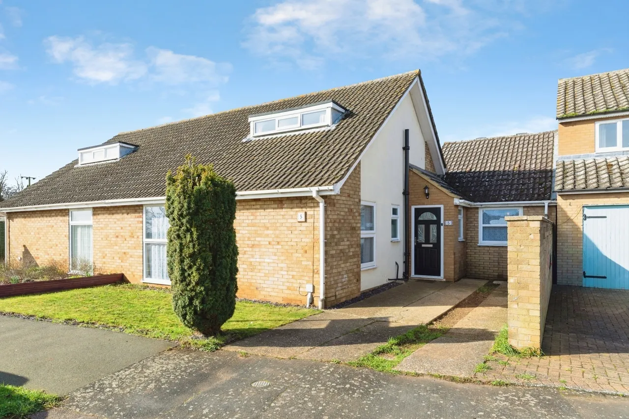 5 bed house for sale — The Lawns, Everton, Sandy, Bedfordshire, SG19