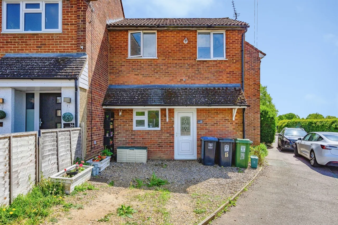2 bed house for sale, Sheephouse Road, Hemel Hempstead, HP3