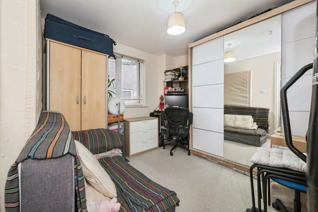 Regents Park Road, Southampton, photo 11