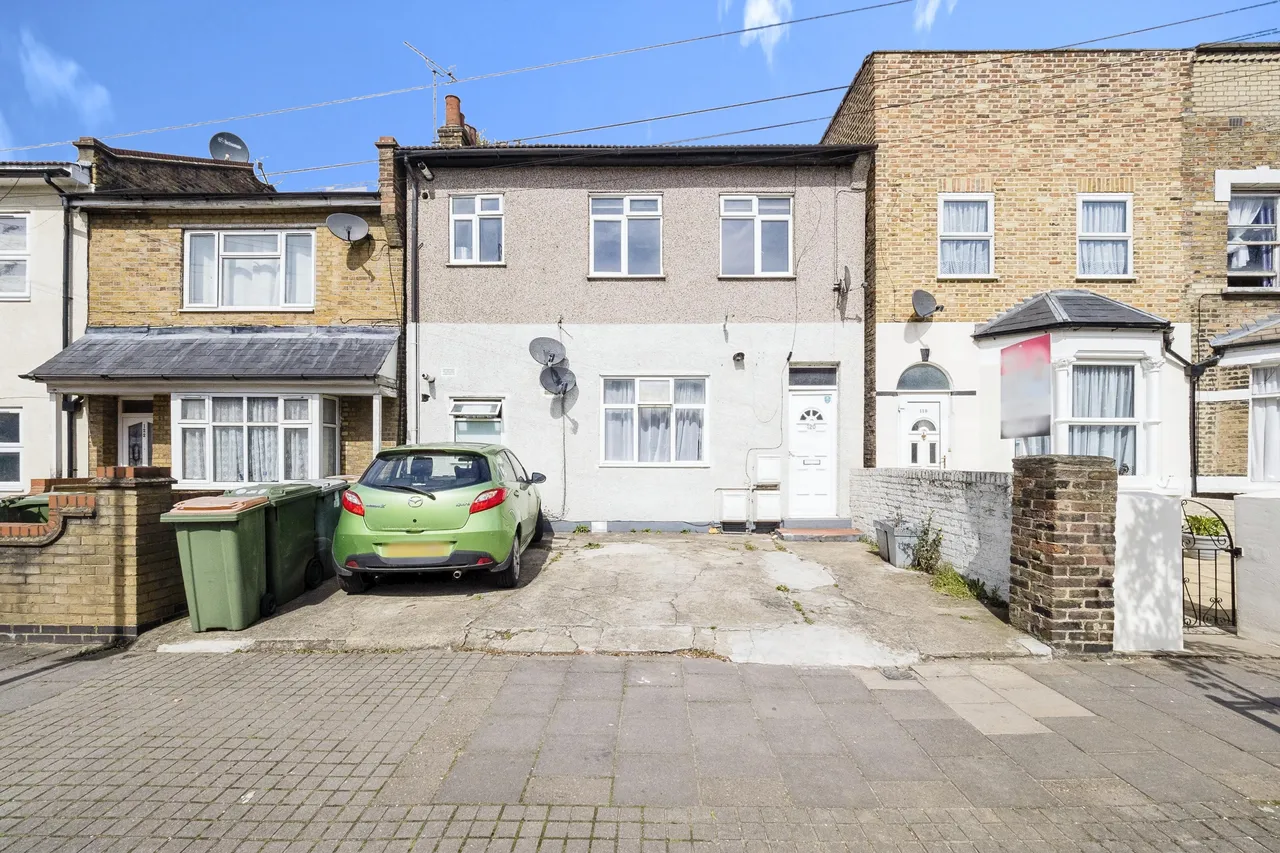 Chobham Road, London, E15, photo 15