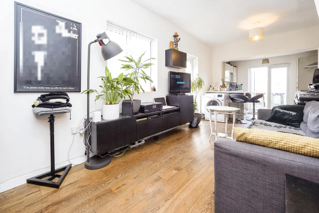 Chobham Road, London, E15, photo 3