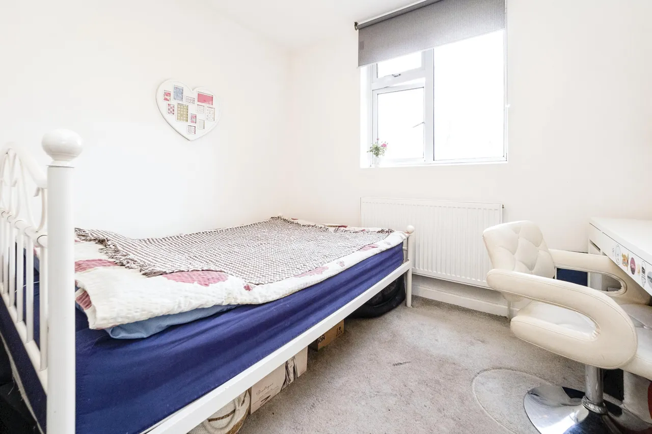 Chobham Road, London, E15, photo 8