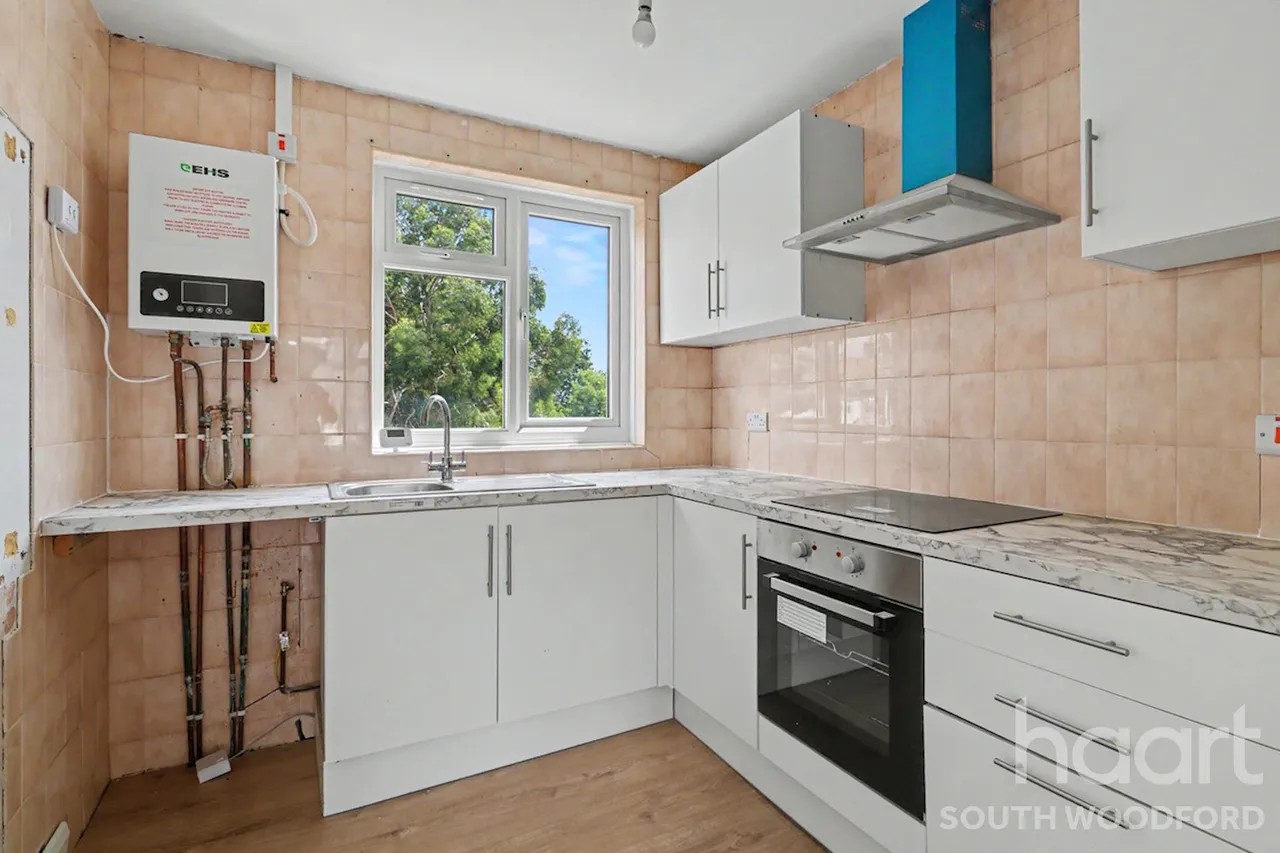 Hillside Avenue, Woodford Green, IG8, photo 22