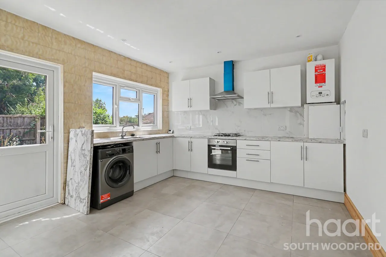 Hillside Avenue, Woodford Green, IG8, photo 9