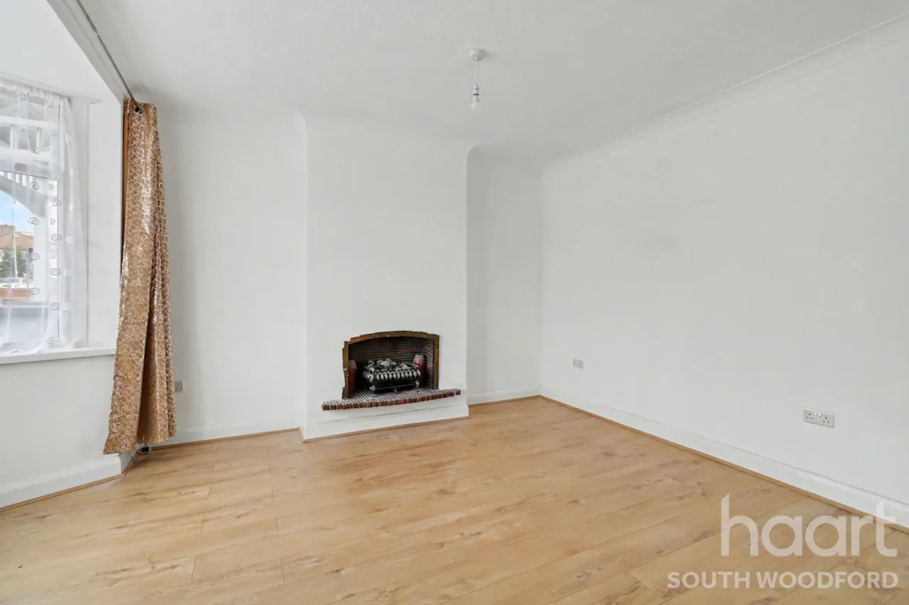 Hillside Avenue, Woodford Green, IG8, photo 5