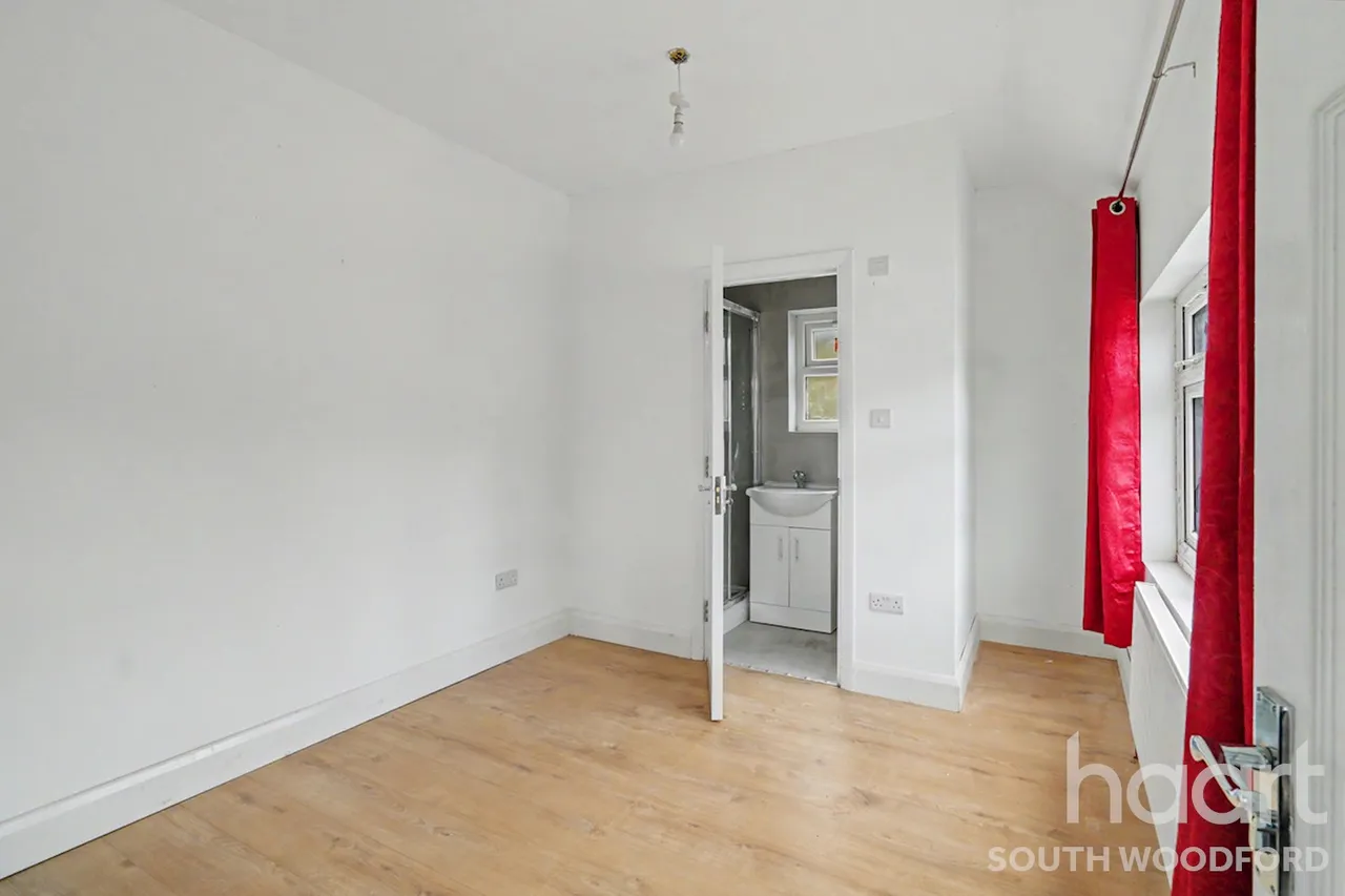 Hillside Avenue, Woodford Green, IG8, photo 14