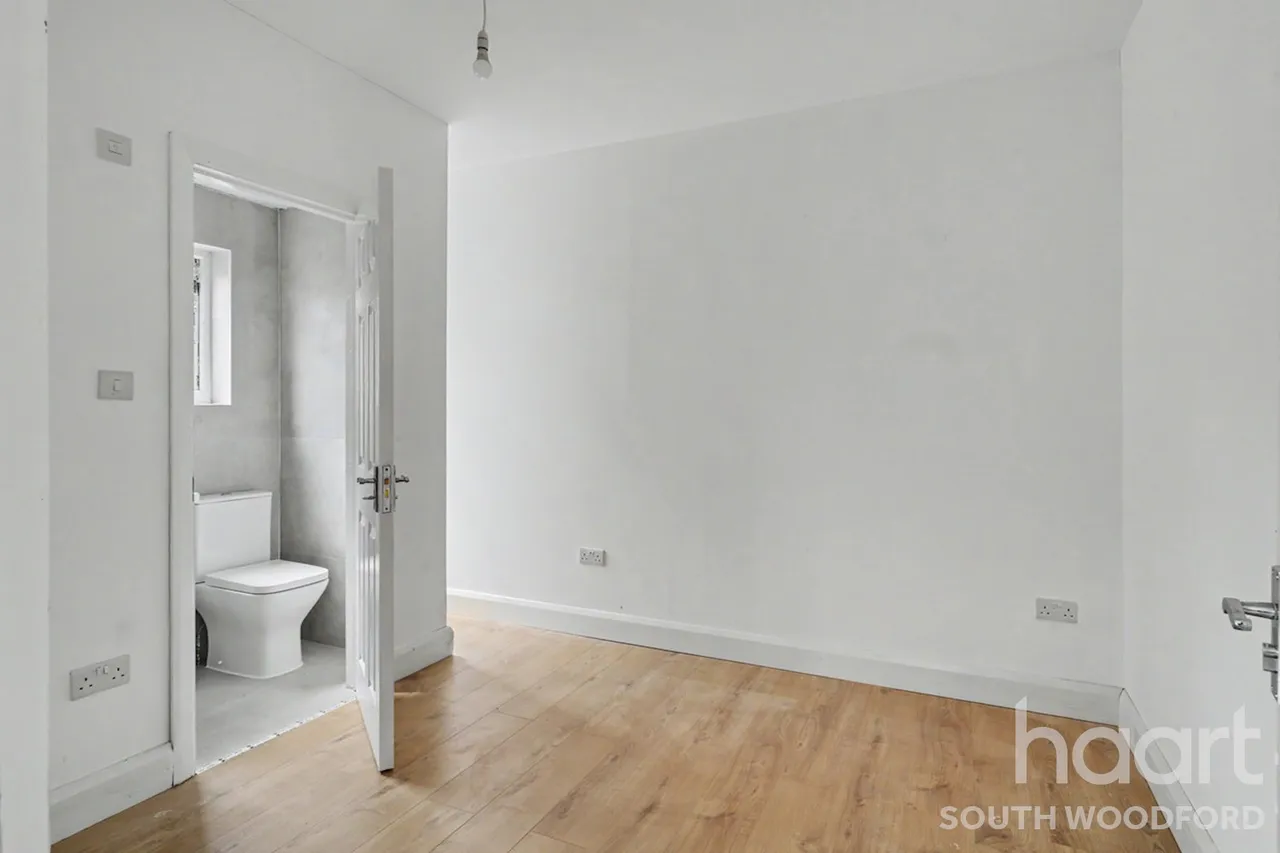 Hillside Avenue, Woodford Green, IG8, photo 12