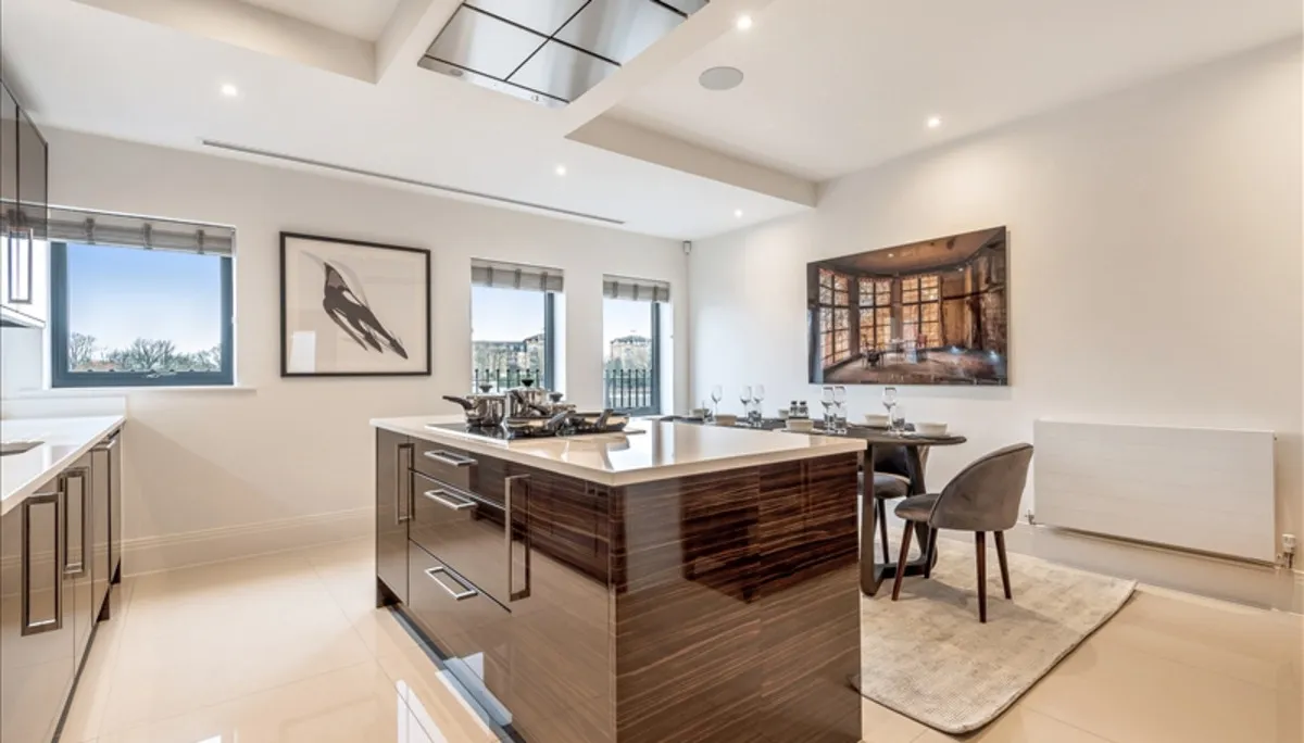 3 bed property for sale, Rainville Road, London, W6