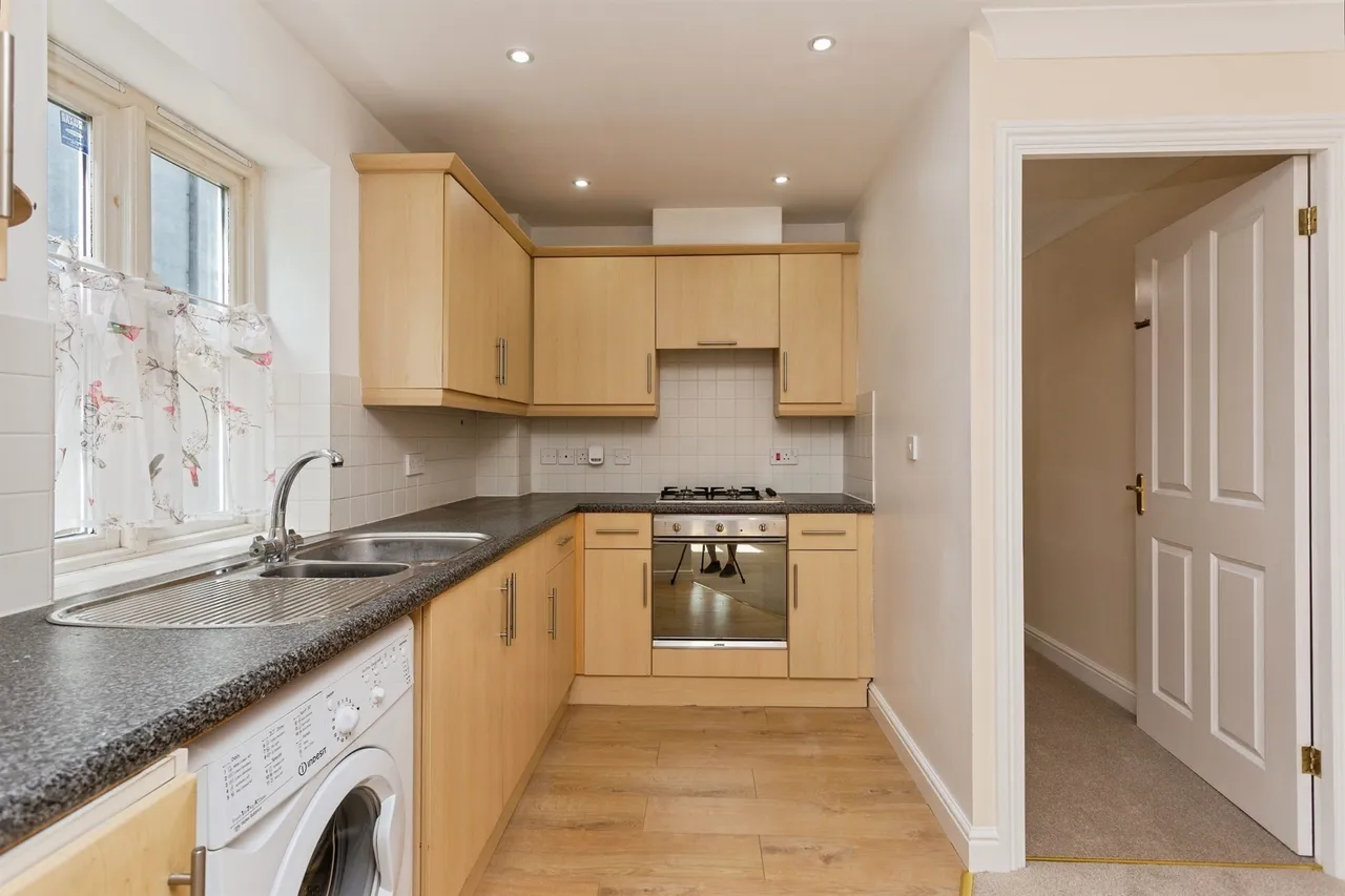 Corbins Lane, Harrow, photo 8