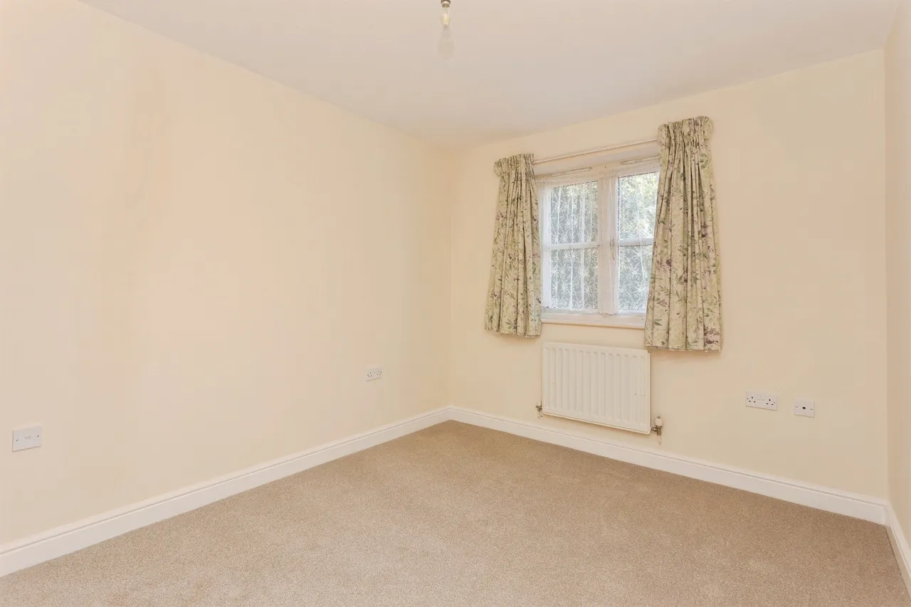 Corbins Lane, Harrow, photo 9