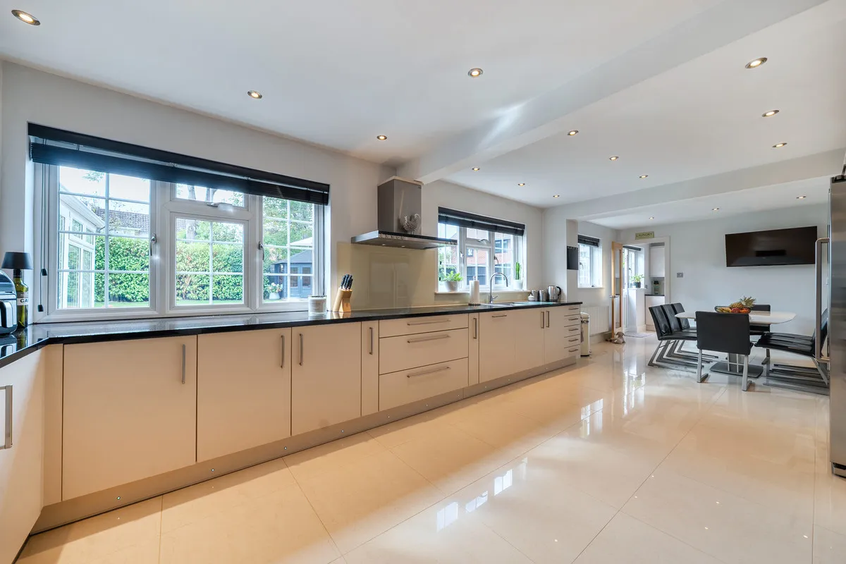 Hall Lane, Yateley, GU46, photo 7
