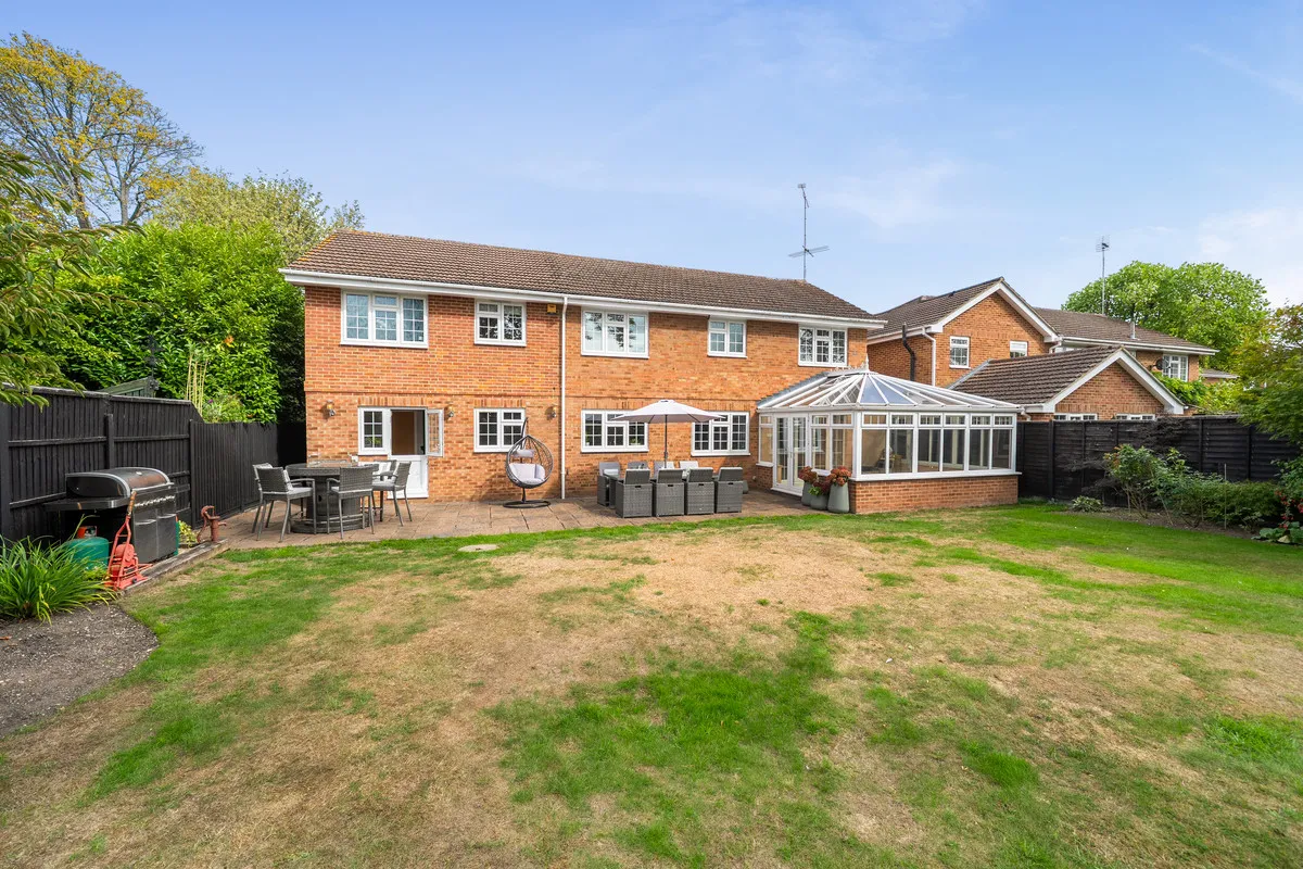 Hall Lane, Yateley, GU46, photo 18
