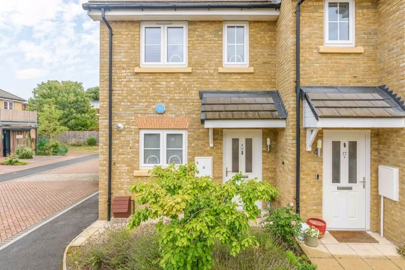 Blacksmith Close Forge Lane, Sunbury-On-Thames TW16 6BF, photo 14