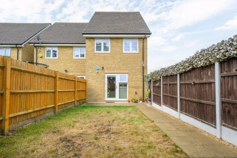Blacksmith Close Forge Lane, Sunbury-On-Thames TW16 6BF, photo 13