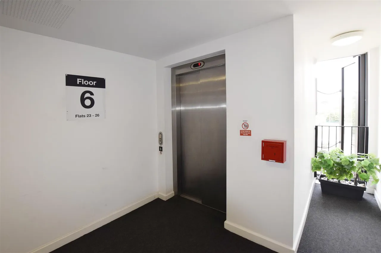 Matthews Close, Wembley, HA9, photo 10