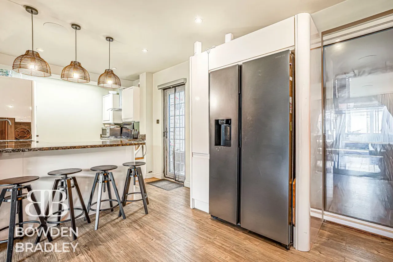 Brocket Way, Chigwell, IG7, photo 9