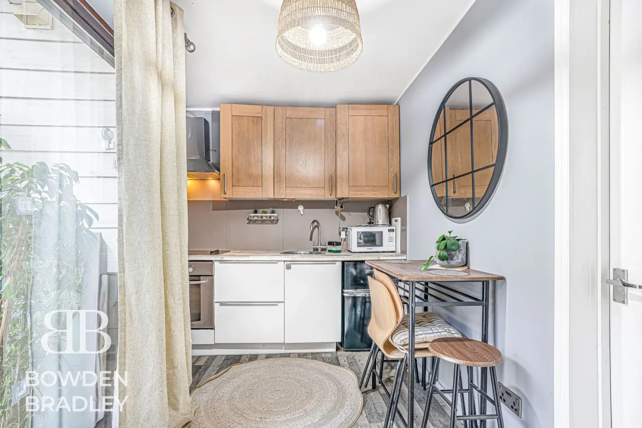 Brocket Way, Chigwell, IG7, photo 63