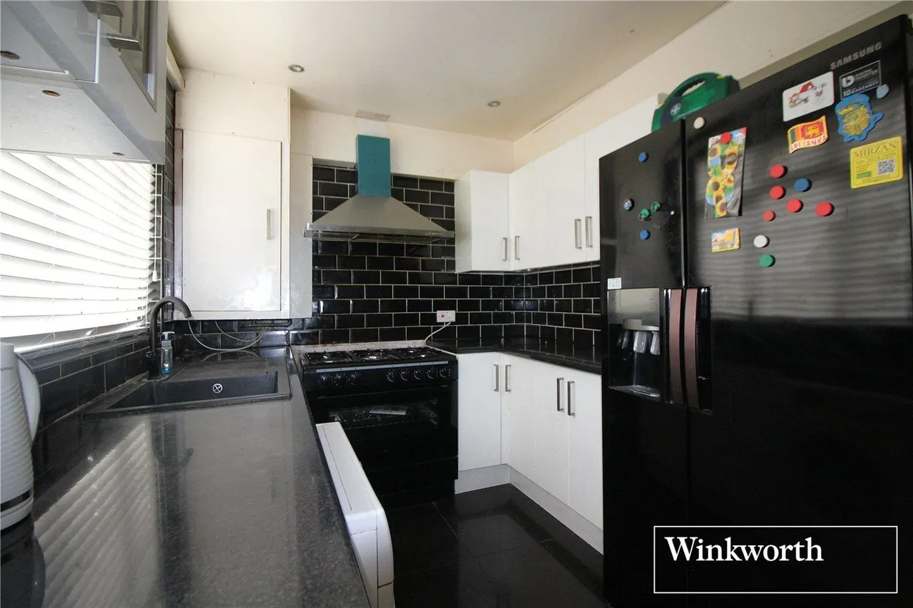 Rossington Avenue, Borehamwood, WD6, photo 3