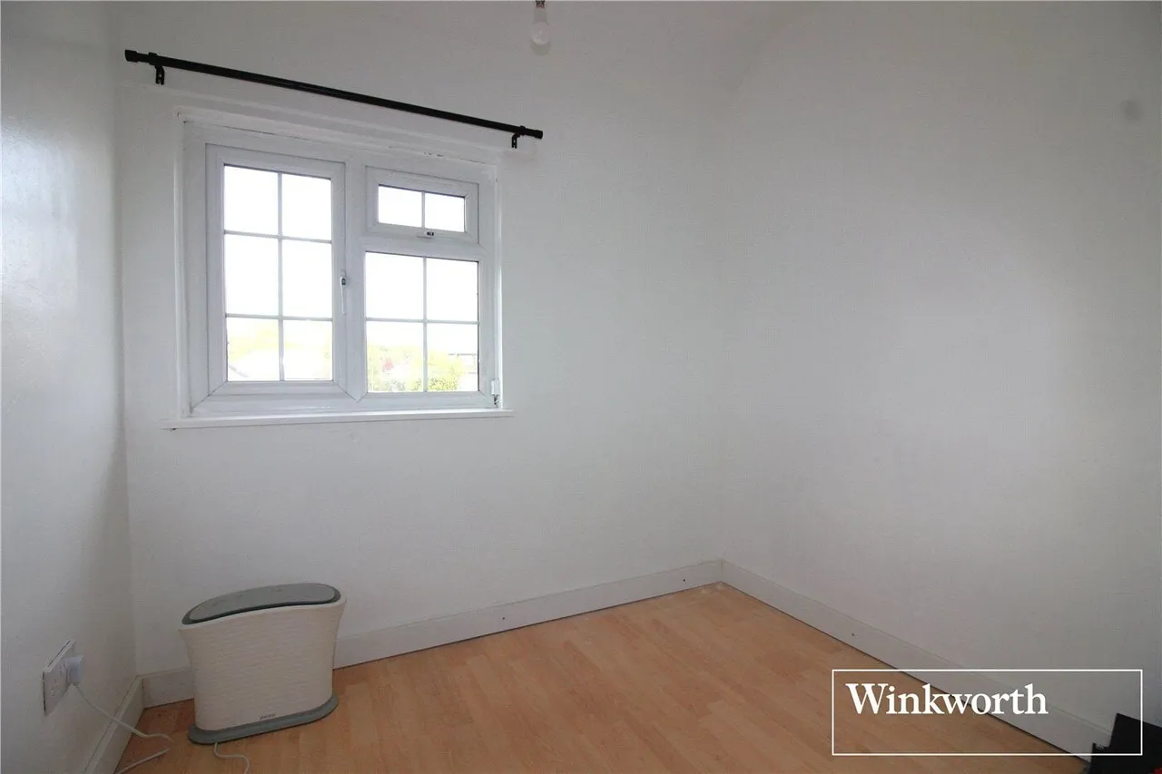 Rossington Avenue, Borehamwood, WD6, photo 7