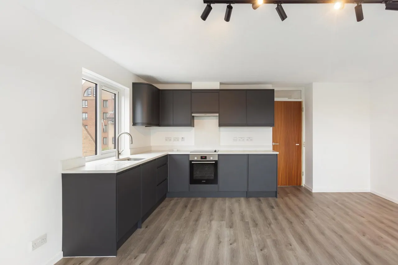 Leerdam Drive, London, E14 3JJ, photo 2
