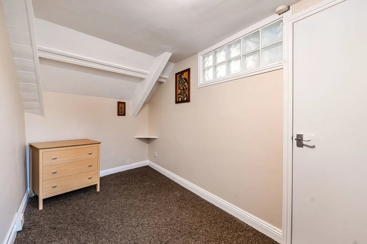 Fore Street, Callington, PL17, photo 6