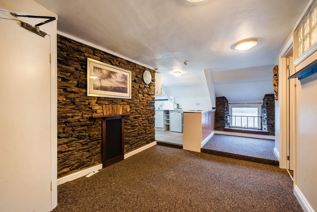 Fore Street, Callington, PL17, photo 4