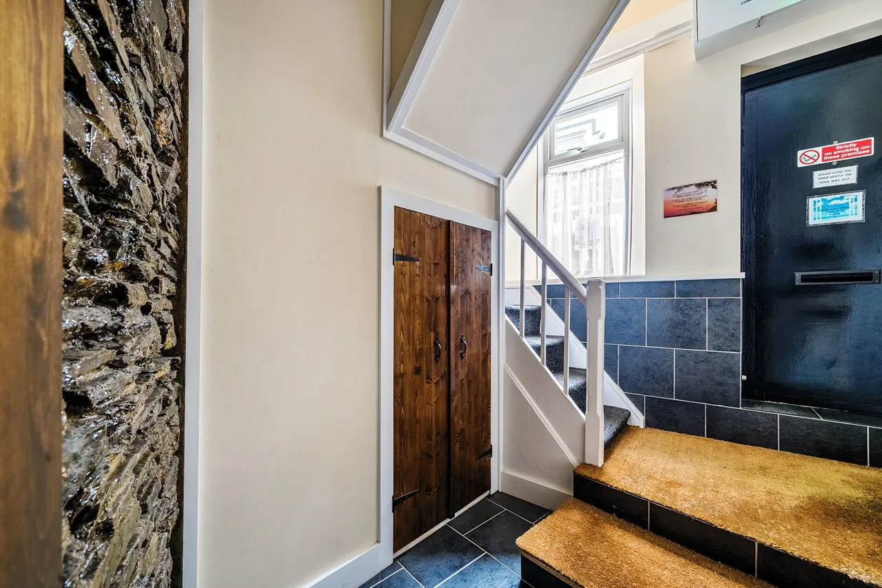 Fore Street, Callington, PL17, photo 3